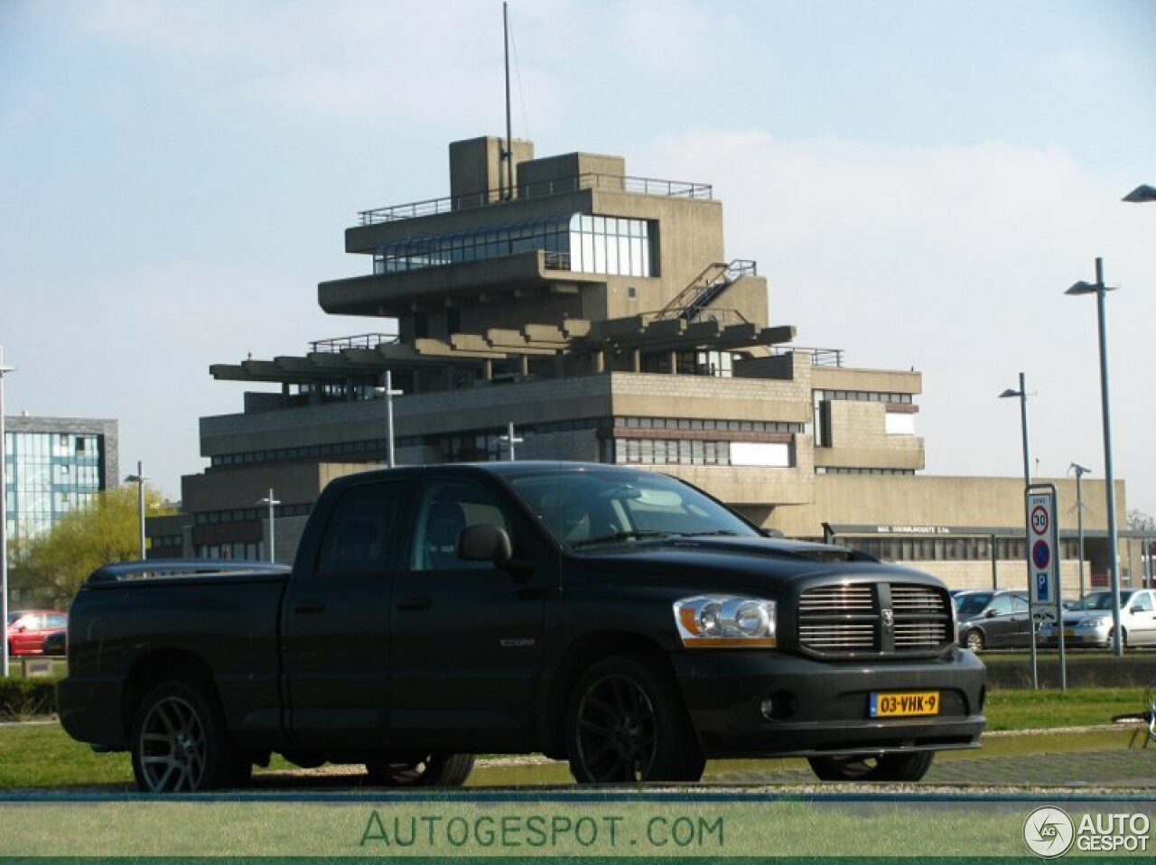 Dodge RAM SRT-10 Quad-Cab