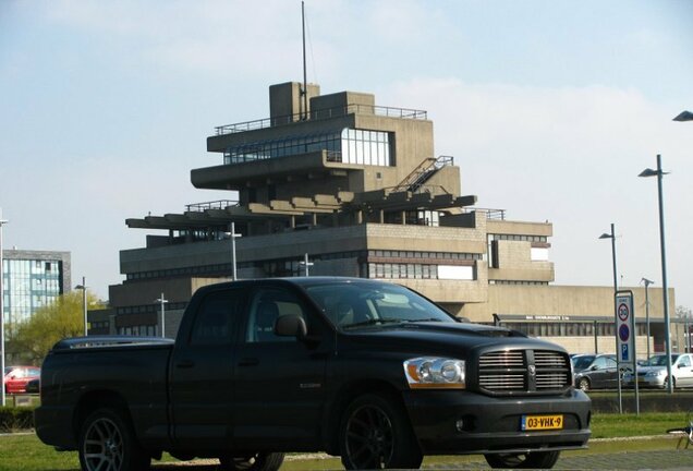 Dodge RAM SRT-10 Quad-Cab