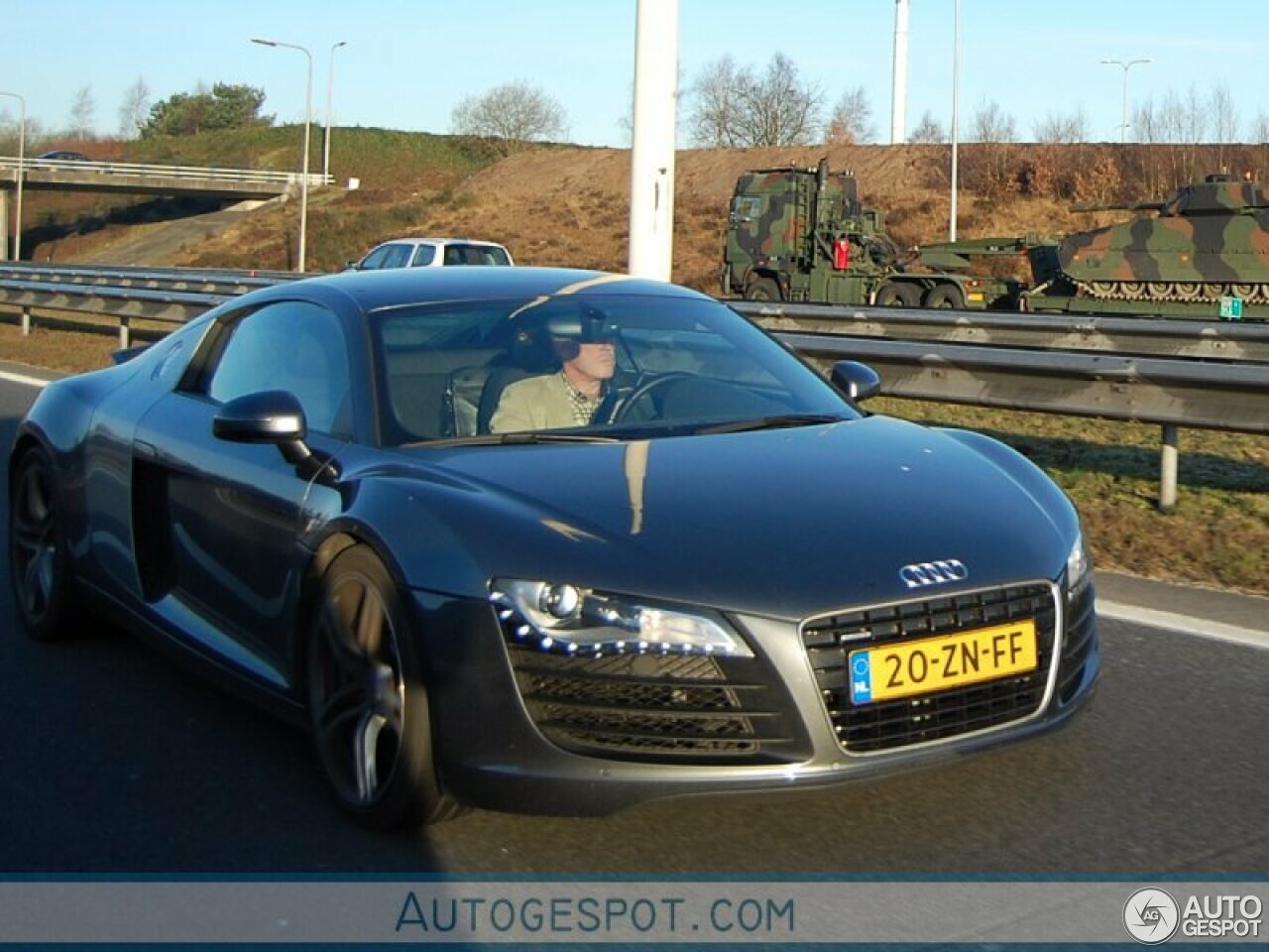 Audi R8