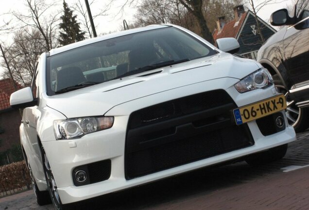 Mitsubishi Lancer Evolution X MR