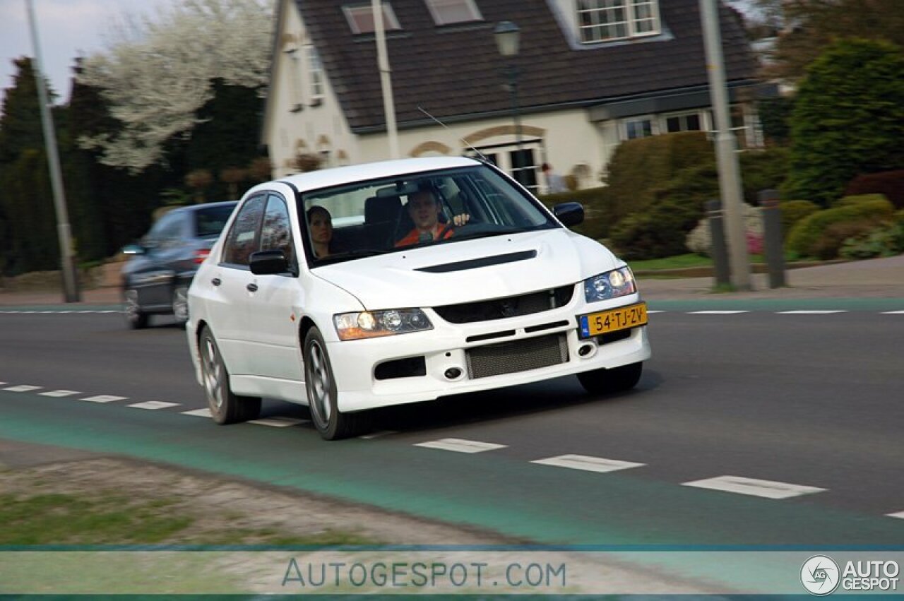 Mitsubishi Lancer Evolution IX