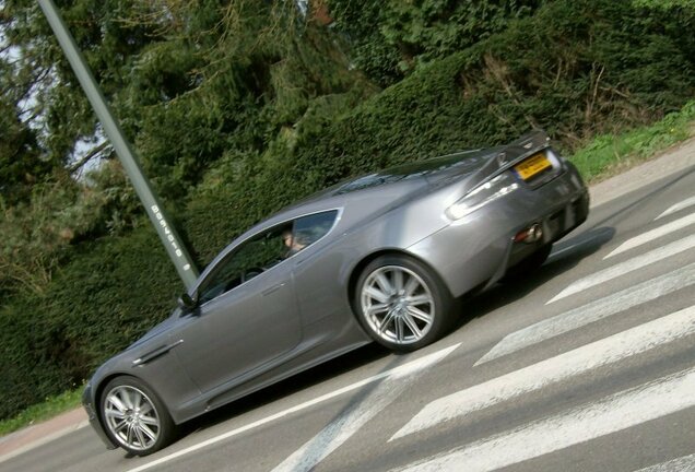 Aston Martin DBS