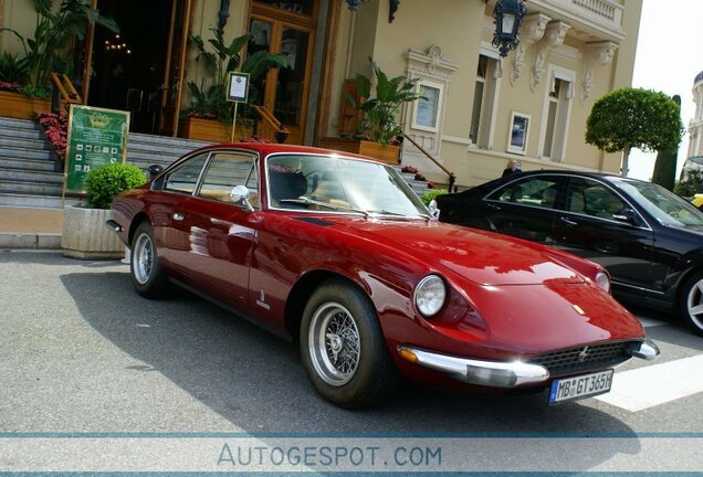 Ferrari 365 GT 2+2