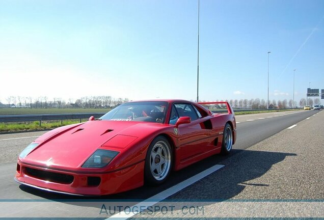 Ferrari F40