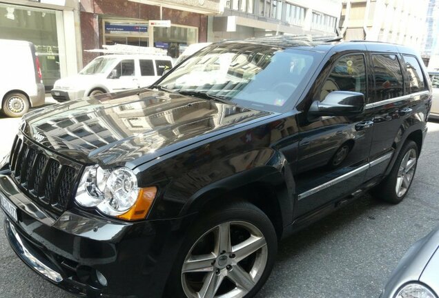 Jeep Grand Cherokee SRT-8 2005