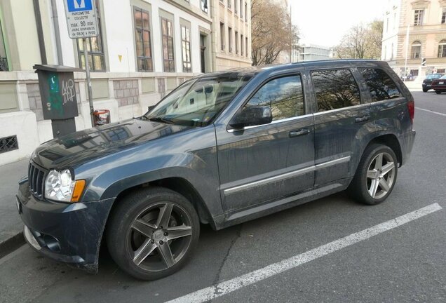 Jeep Grand Cherokee SRT-8 2005