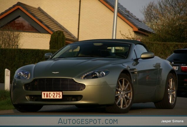 Aston Martin V8 Vantage Roadster