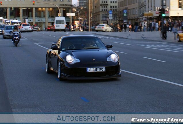 Porsche 996 GT2