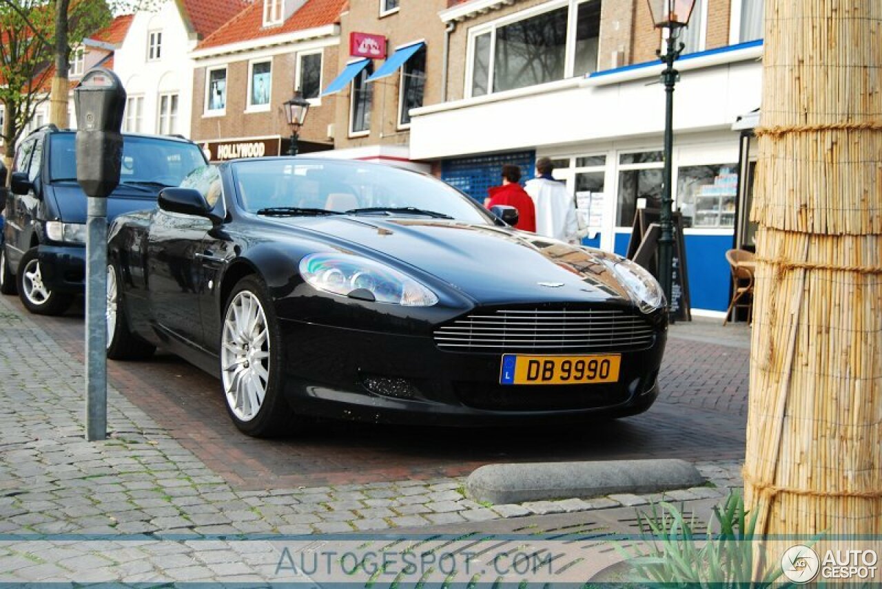 Aston Martin DB9 Volante