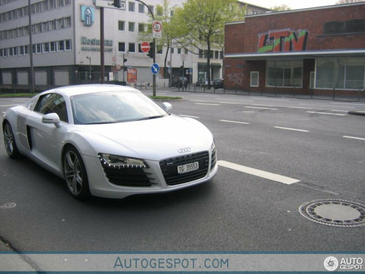 Audi R8