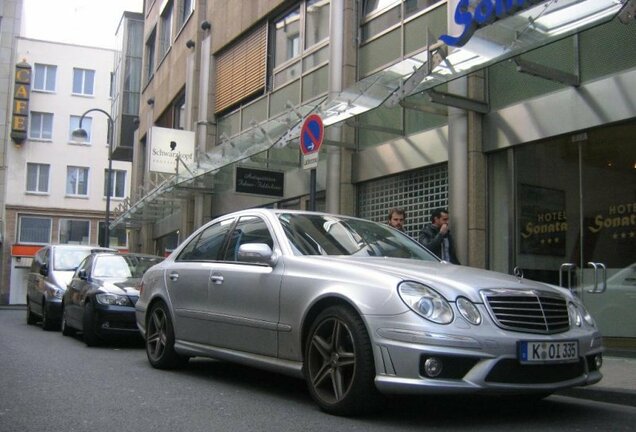 Mercedes-Benz E 63 AMG