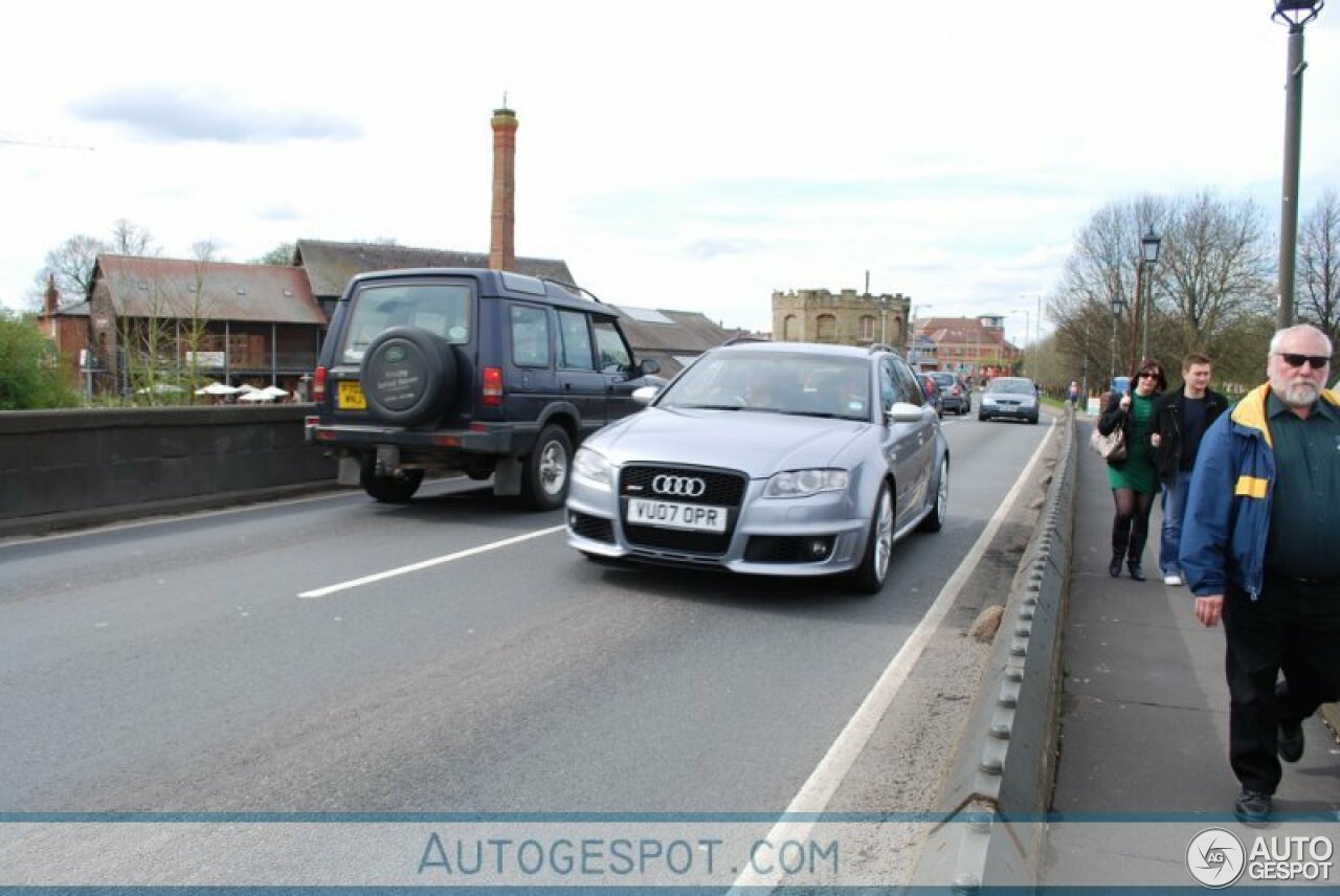 Audi RS4 Avant B7