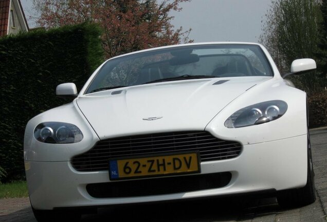 Aston Martin V8 Vantage Roadster