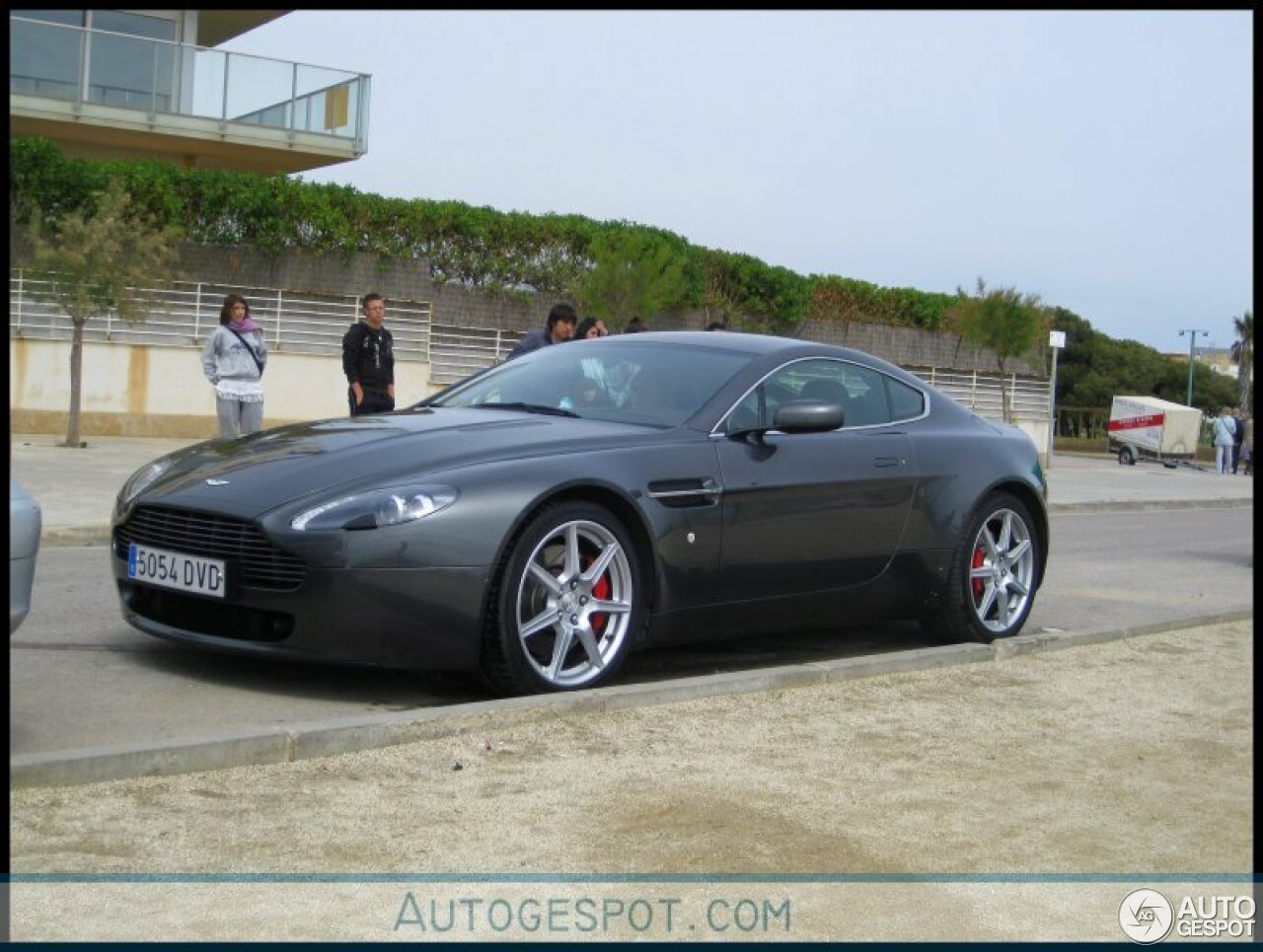 Aston Martin V8 Vantage