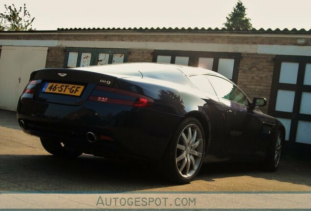 Aston Martin DB9