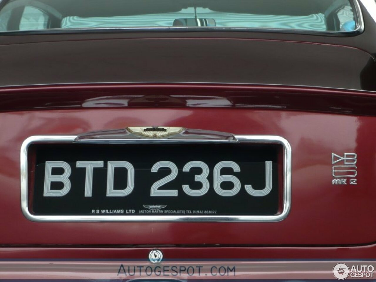 Aston Martin DB6 MKII
