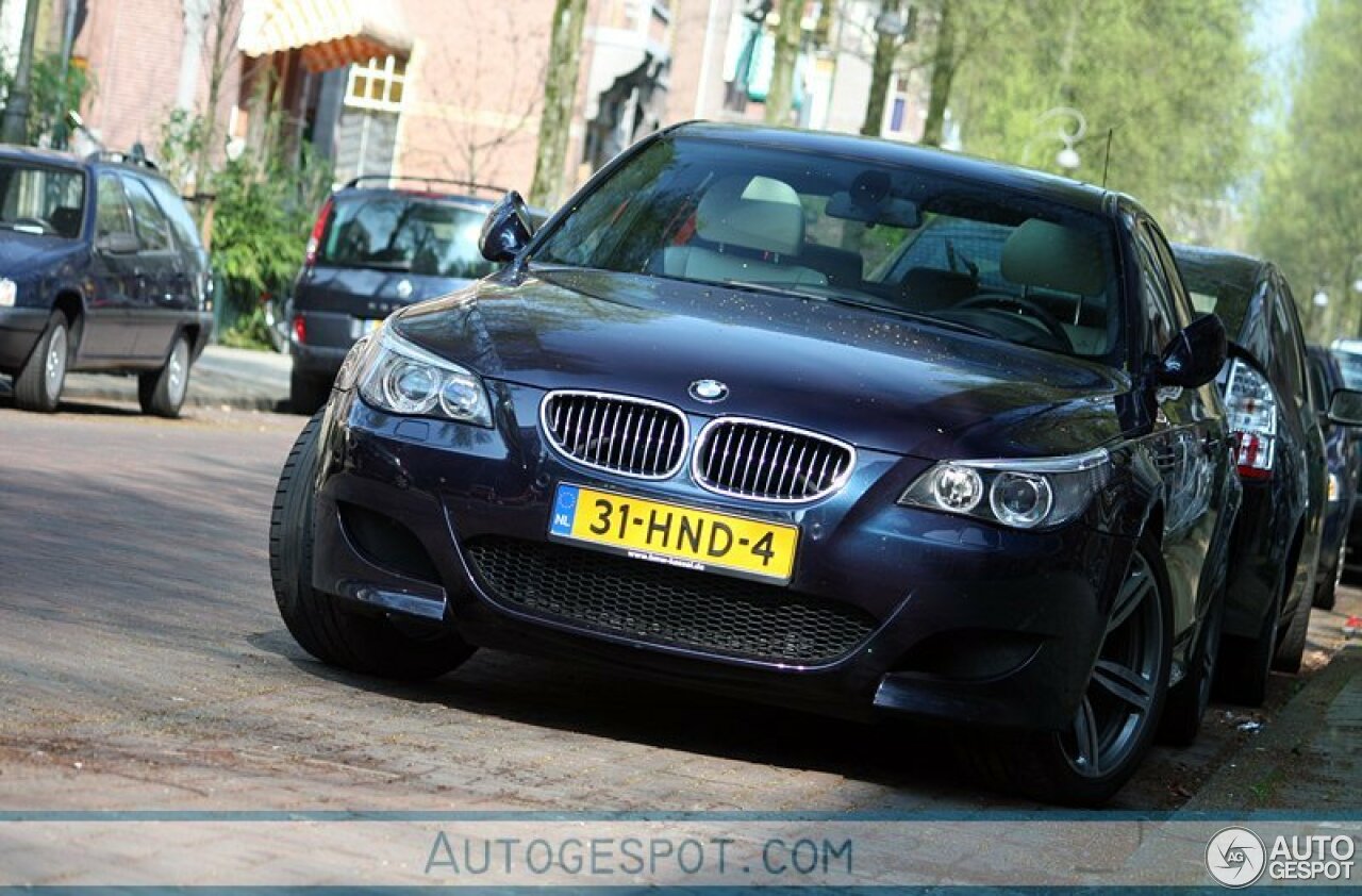 BMW M5 E60 2005