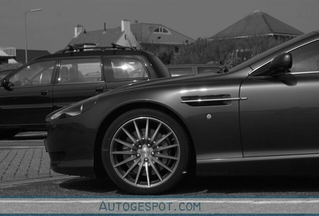 Aston Martin DB9