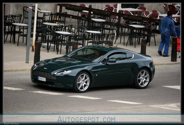 Aston Martin V8 Vantage