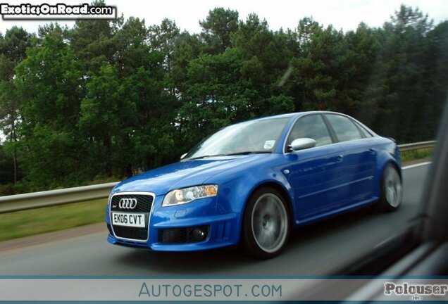 Audi RS4 Sedan