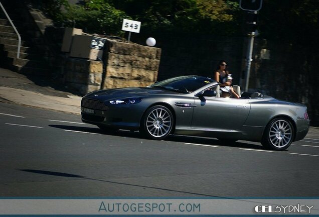 Aston Martin DB9 Volante