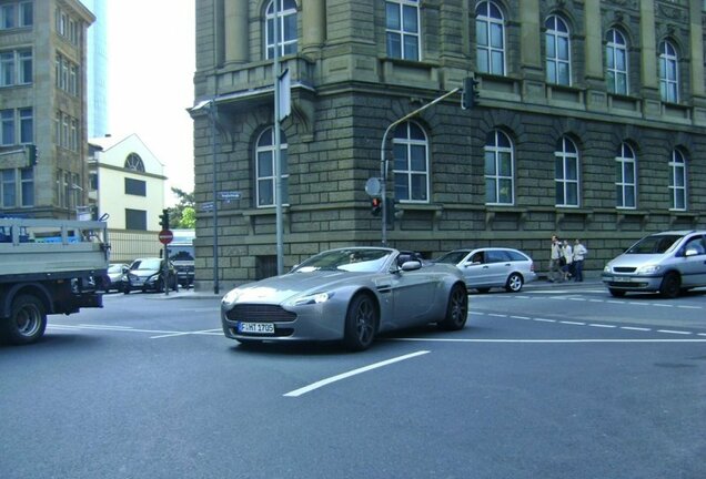 Aston Martin V8 Vantage Roadster