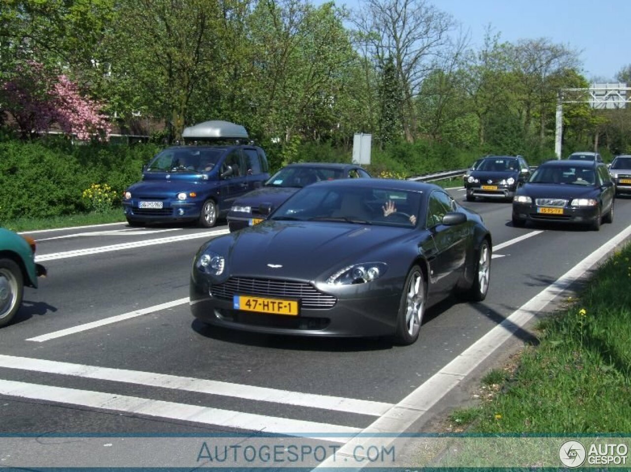 Aston Martin V8 Vantage