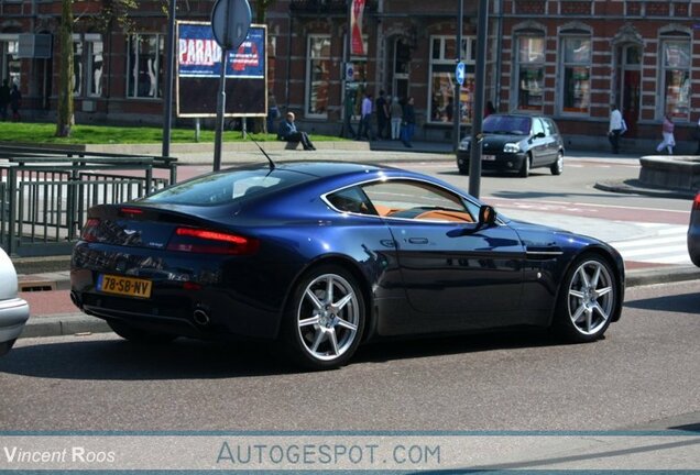 Aston Martin V8 Vantage