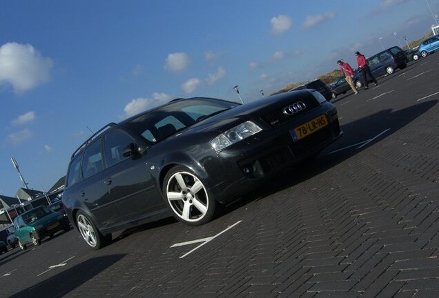 Audi RS6 Avant C5