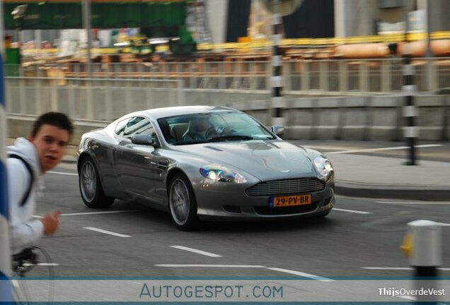 Aston Martin DB9