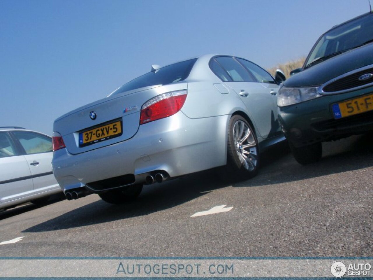 BMW M5 E60 2005