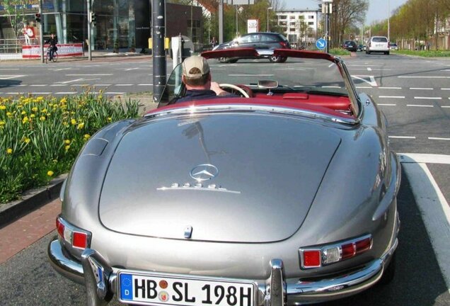 Mercedes-Benz 300SL Roadster