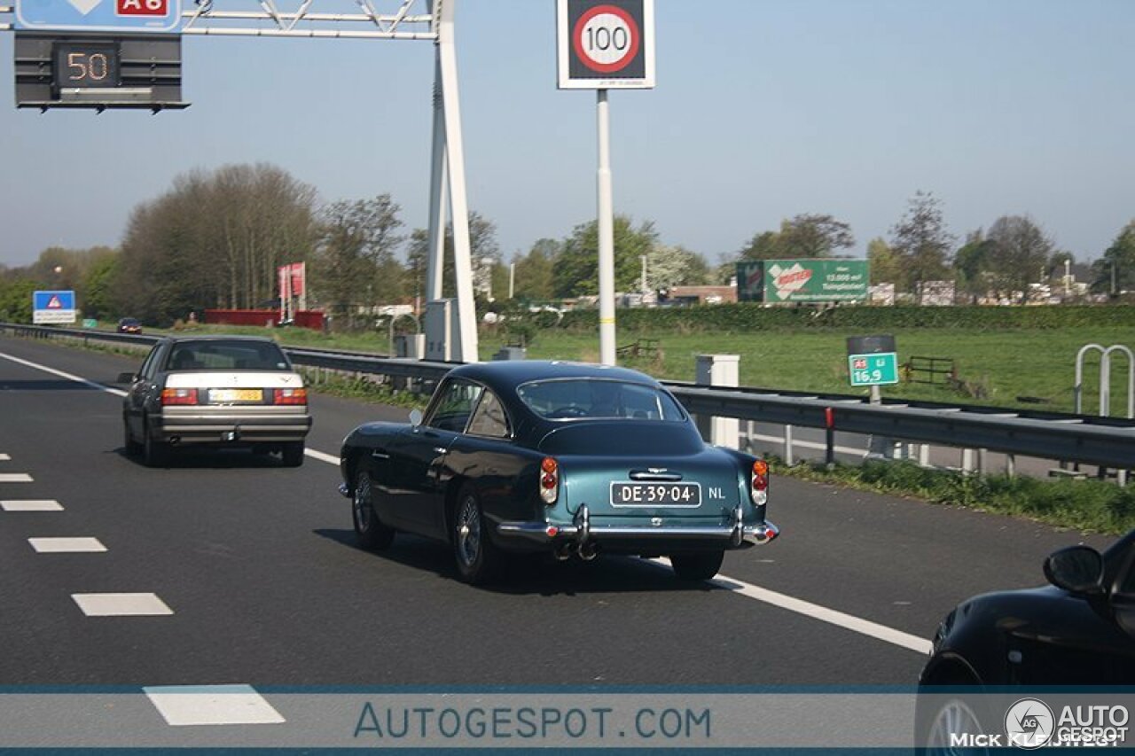Aston Martin DB4 Vantage