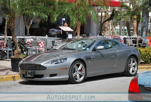 Aston Martin DB9