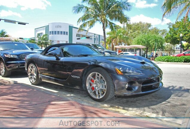 Dodge Viper SRT-10 Roadster 2003