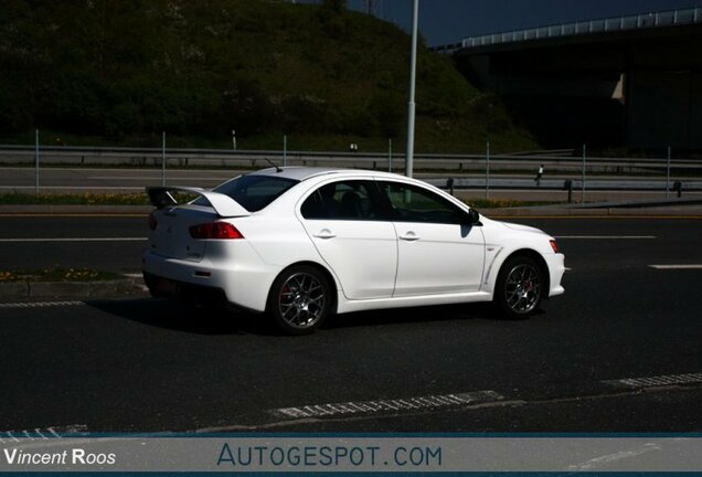 Mitsubishi Lancer Evolution X MR