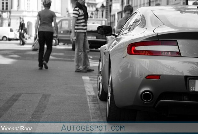 Aston Martin V8 Vantage