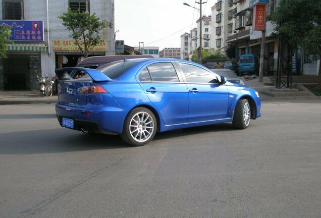 Mitsubishi Lancer Evolution X