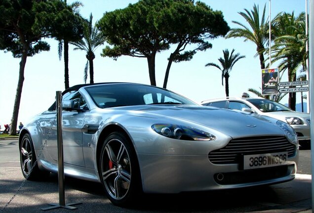 Aston Martin V8 Vantage N400 Roadster