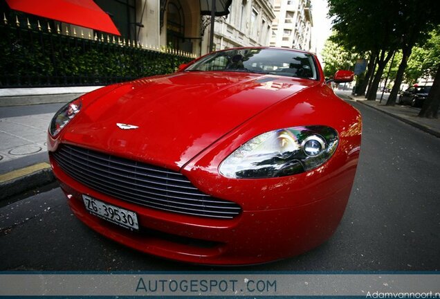 Aston Martin V8 Vantage Roadster