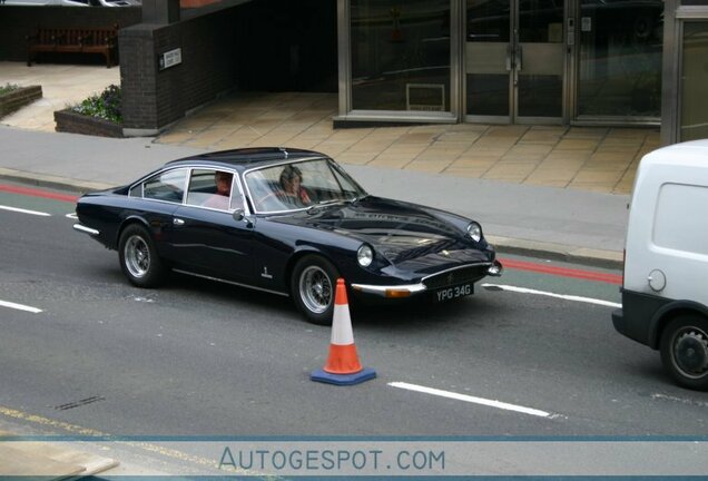 Ferrari 365 GT 2+2