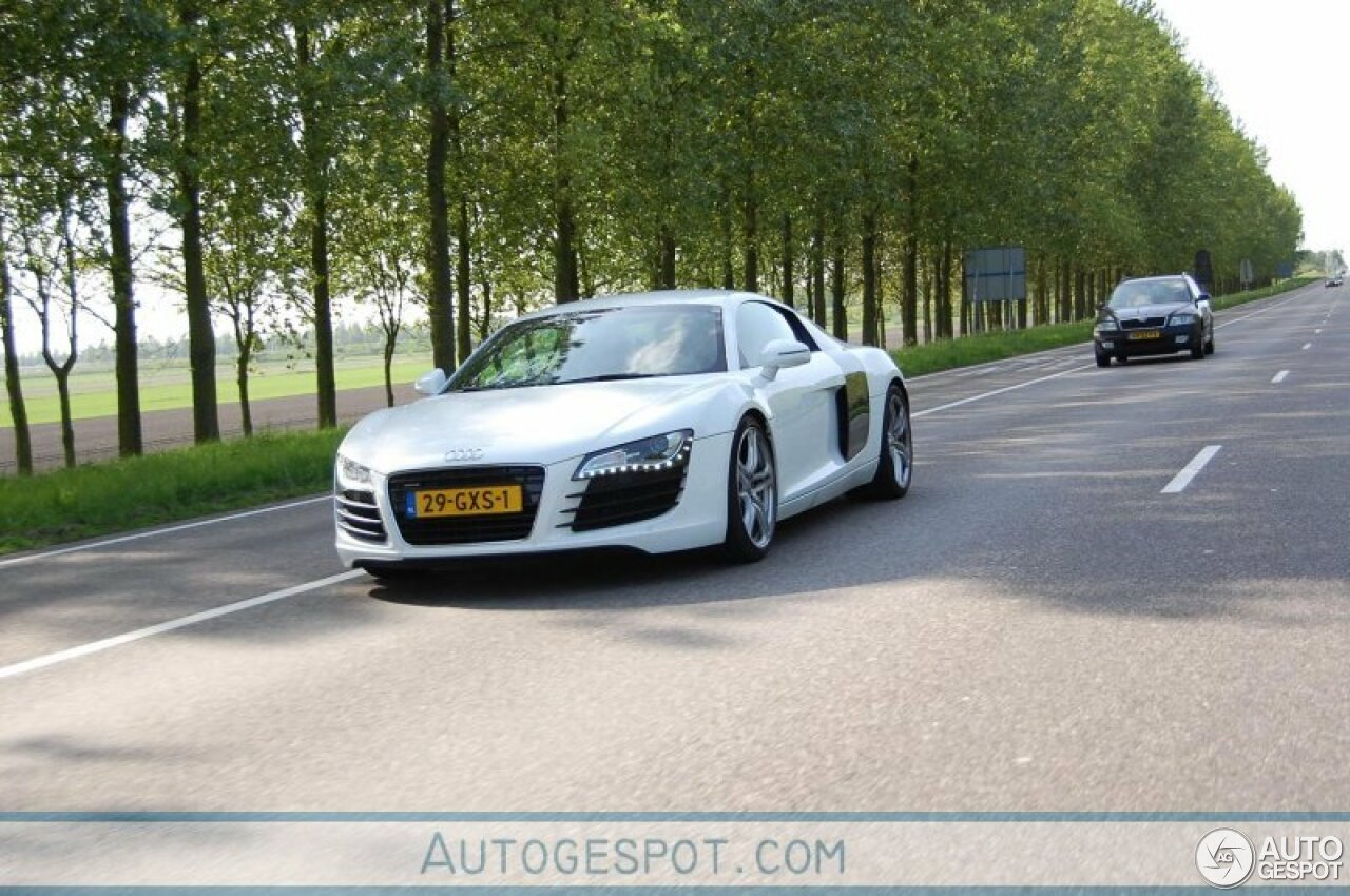 Audi R8