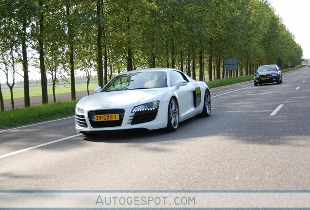 Audi R8