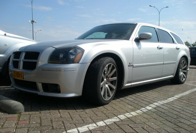 Dodge Magnum SRT-8