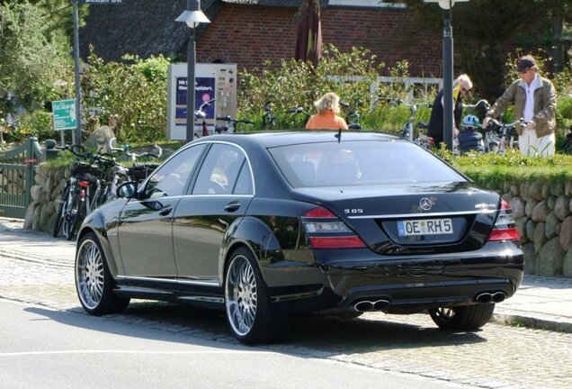 Mercedes-Benz S 65 AMG V221