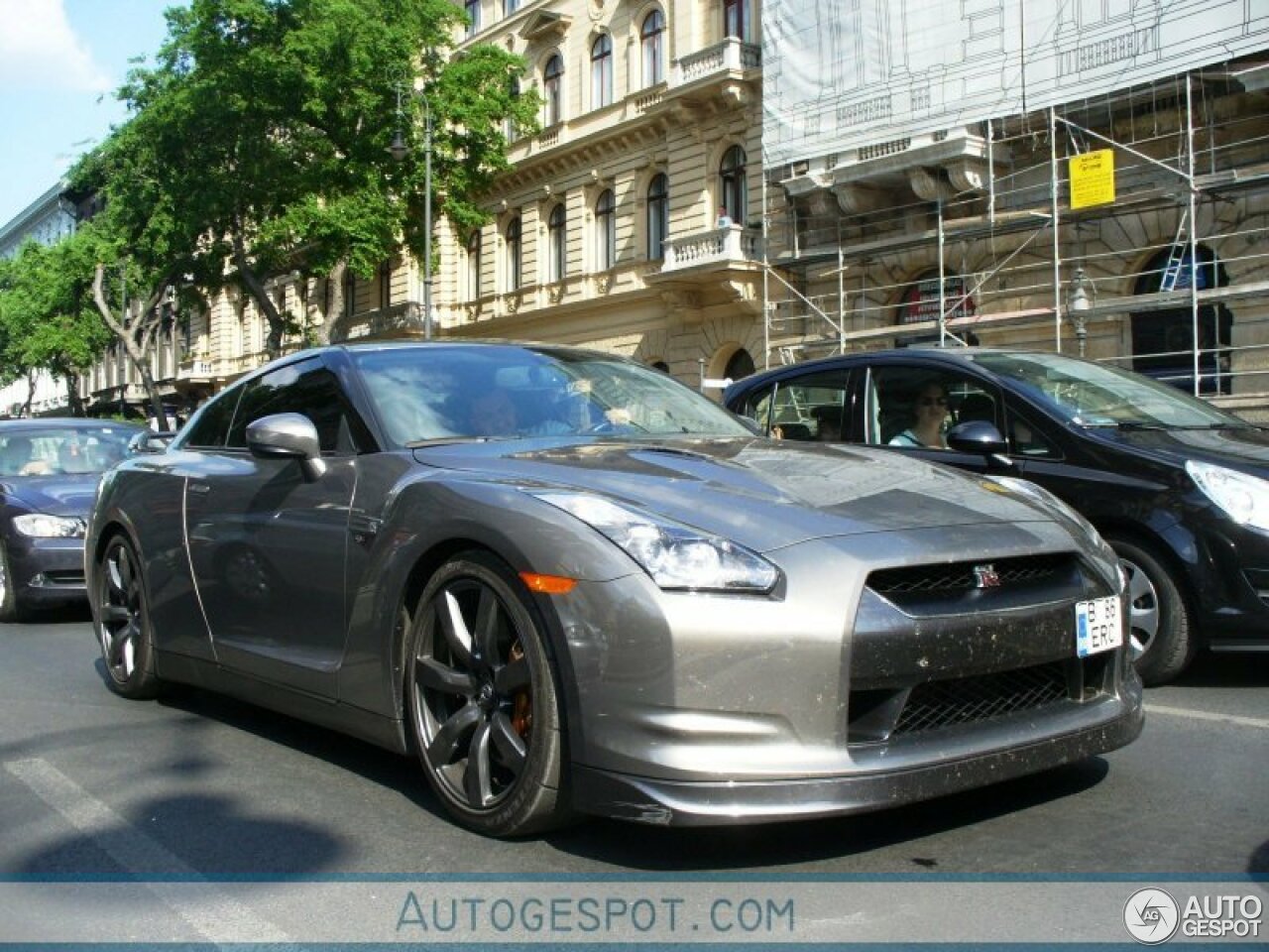 Nissan GT-R