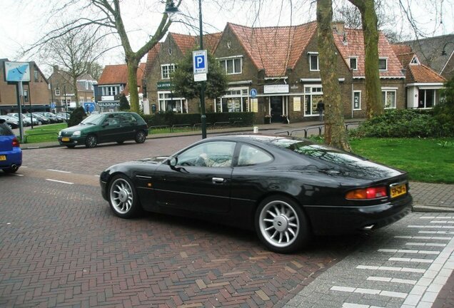 Aston Martin DB7