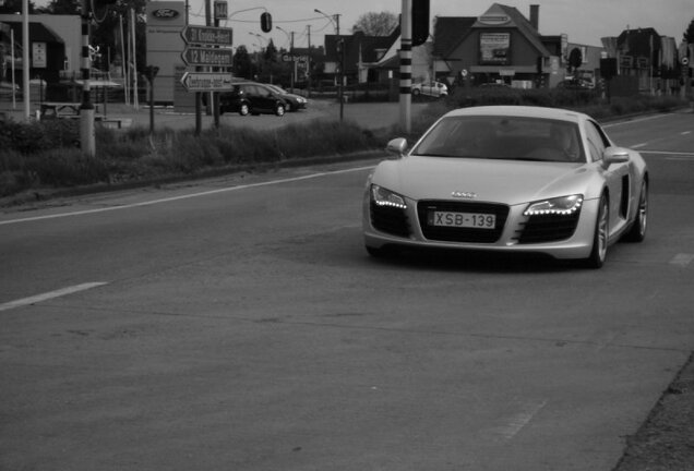 Audi R8