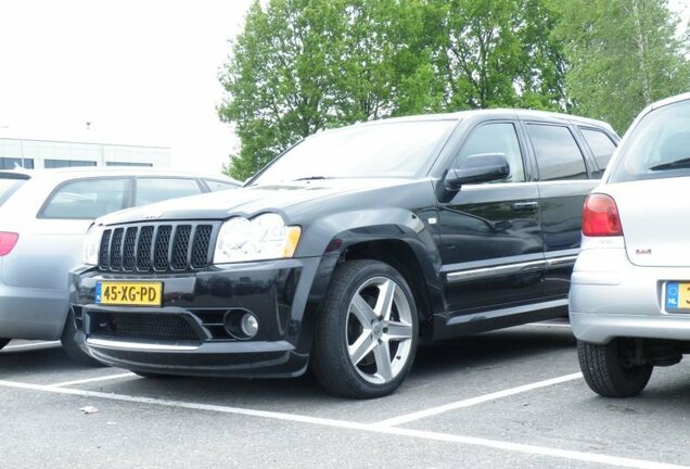 Jeep Grand Cherokee SRT-8 2005