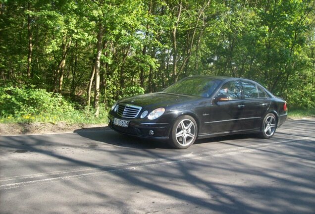 Mercedes-Benz E 63 AMG